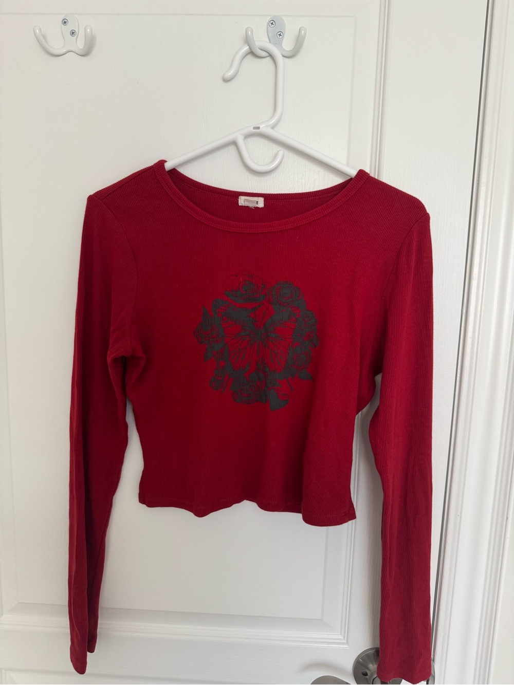 Garage Red Long-Sleeve Graphic Crop Top